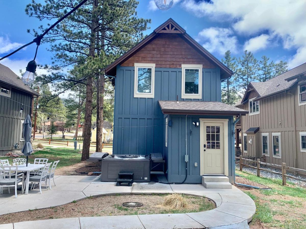 Black Bear Cabin With Hot Tub วูดแลนด์พาร์ค ภายนอก รูปภาพ